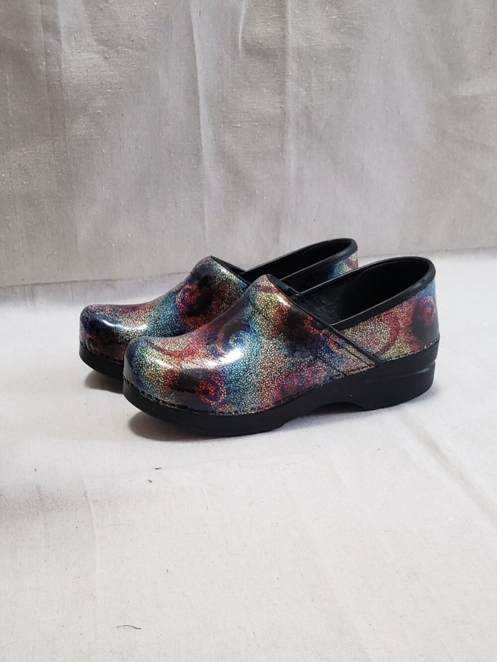 Dansko Shoes Womens US 7.5 Multicolor Patent Leather Clogs Slip On Work Comfort